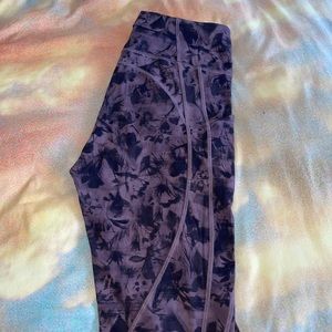 Lululemon leggings!